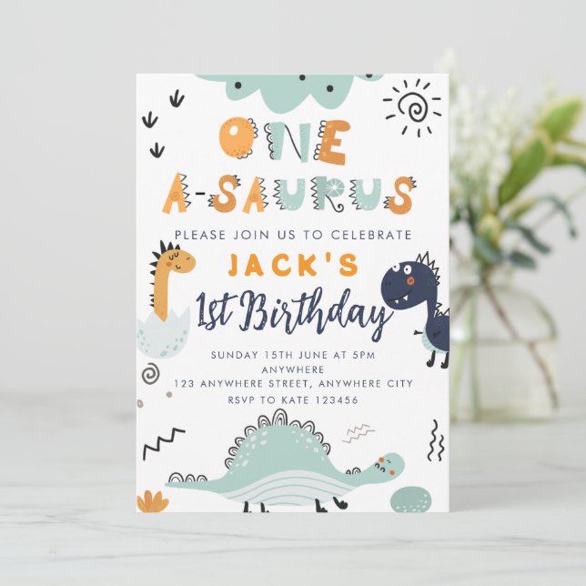 Invitation pour la fête d'anniversaire des 1 an de (Debout devant)