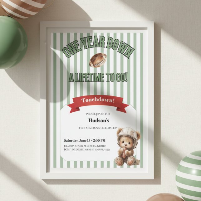 Invitation pour la première année • Anniversaire d (Football first birthday invitation with teddy bear and green stripes in white frame)