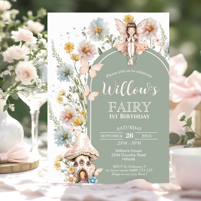 Invitation pour le 1er anniversaire de la fée BOHO (Wildflower Fairy 1st Birthday Invitation in Sage green. Forest Fairy with fairy house)