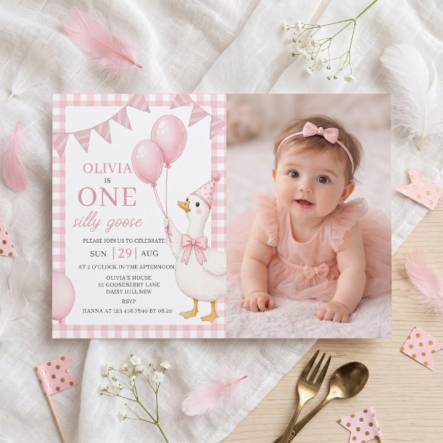Invitation pour le 1er anniversaire d'une fille ro (Créateur téléchargé)