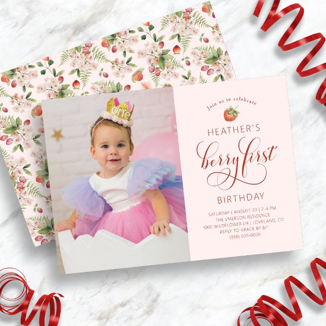 Invitation pour le premier anniversaire avec photo (Pink Berry First Photo Birthday Invitation by Painted Paperie
)
