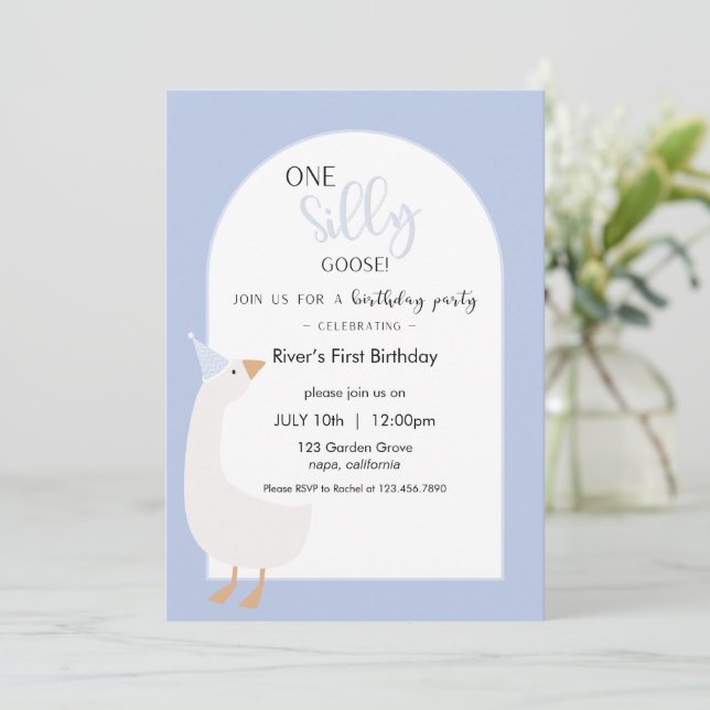 Invitation pour le premier anniversaire d'une oie  (Debout devant)