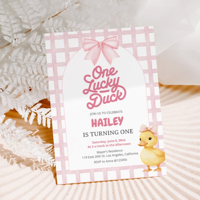 Invitation pour le premier anniversaire rose d'un  (One Lucky Duck Birthday Invitation)
