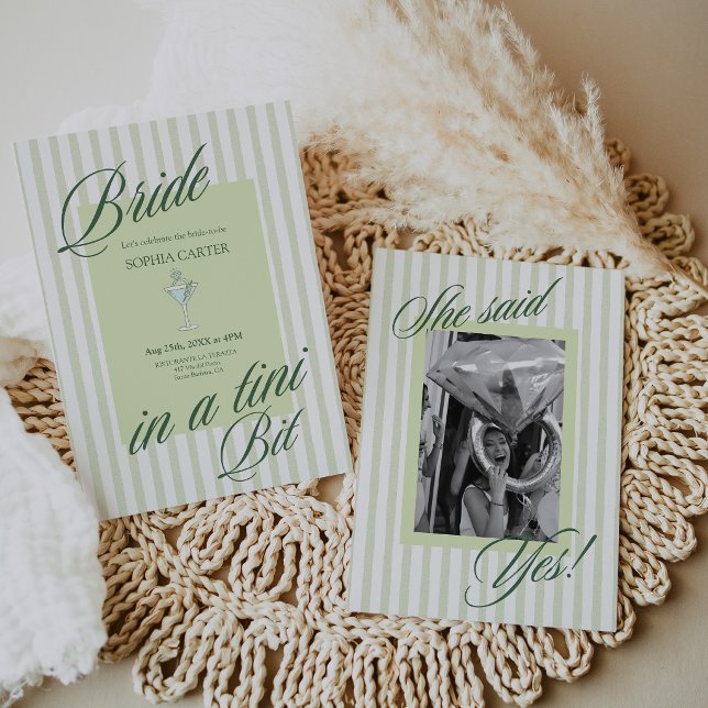 Invitation pour l'enterrement de vie de jeune fill (Bride in a Tini Bit Bachelorette Party Invitation)