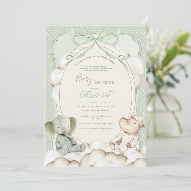 Invitation pour une Baby Shower sur le thème des A (Debout devant)