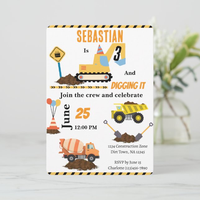 Invitation pour une fête d'anniversaire de camion  (Debout devant)