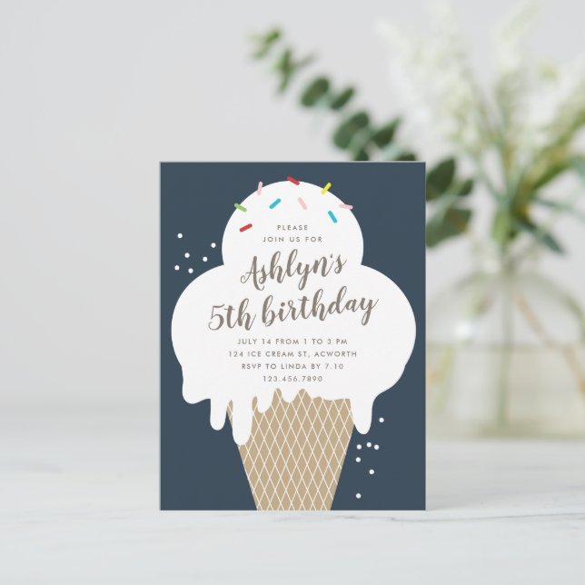 Invitation pour une fête d'anniversaire d'enfants  (Debout devant)