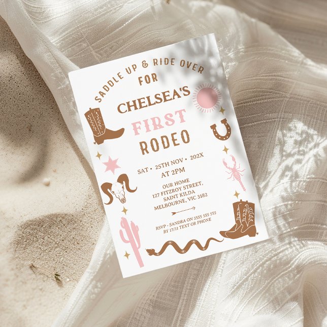 Invitation Premier Rodéo de la première fille rose Brown 1er  (Girls First Rodeo Birthday Invitation, Pink Brown Cowgirl 1st Birthday Invitation, Southern, Western)