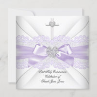 Première communion de fille en dentelle lilas et c