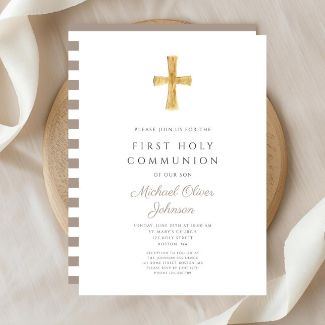 Invitation Première communion garçon croix taupe moderne (Modern Taupe Cross Boy First Communion Invitation)