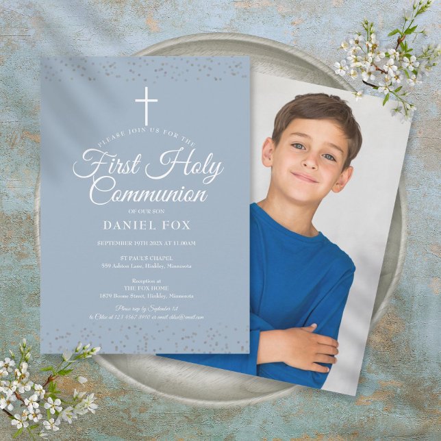 Invitation Première Sainte Communion Dusty Photo Bleue (First Holy Communion Dusty Blue Photo Invitation)