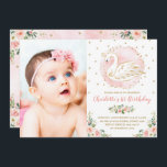 Invitation Princesse Florale du Cygne d'or rose<br><div class="desc">Ce dessin féminin illustre une jolie princesse cygne entourée de magnifiques roses roses roses roses et de confettis à la parties scintillant dorée</div>
