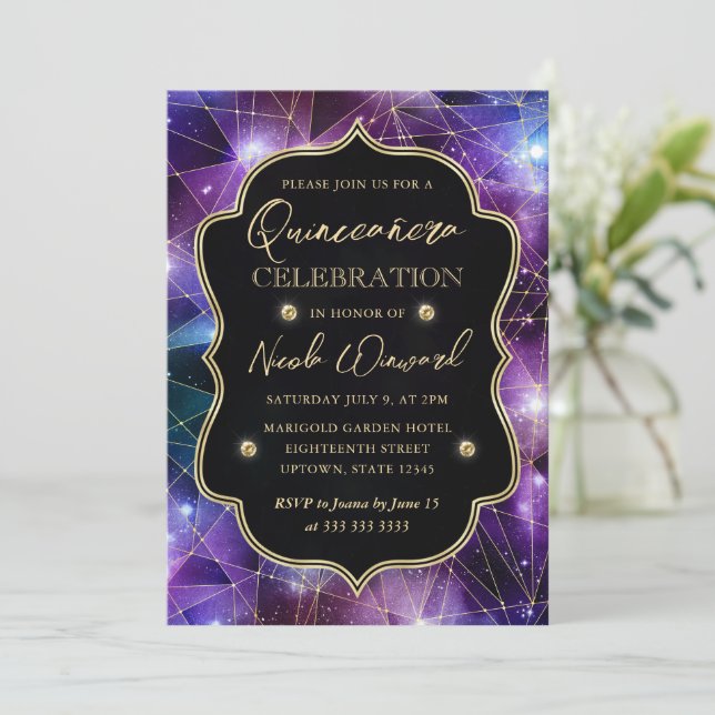 Invitation Purple & Bleu Minuit Crystal Galaxy Quinceanera (Debout devant)