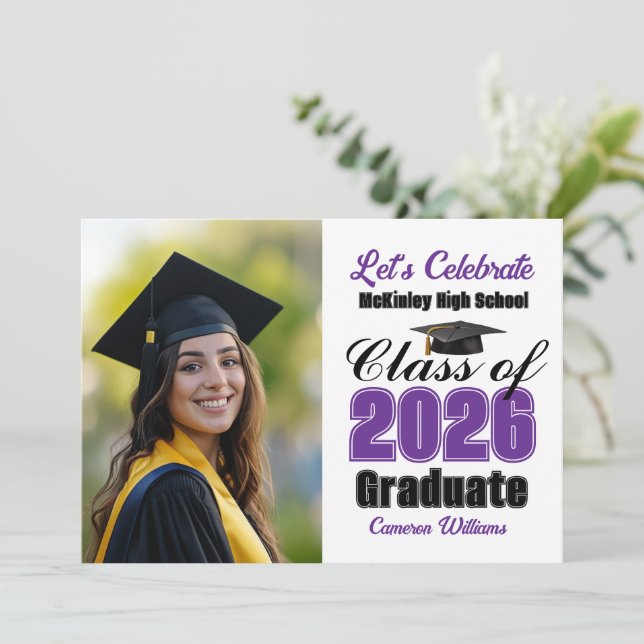 Invitation Purple Class of 2026 Photo Graduation Party (Debout devant)