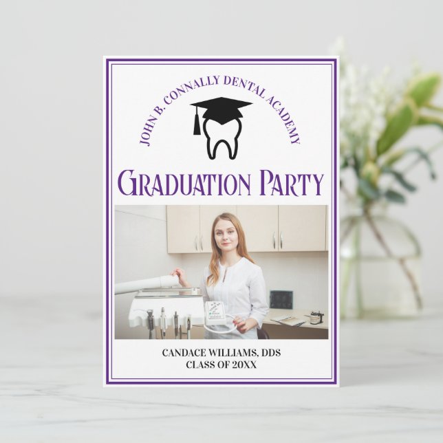 Invitation Purple Dental School Photo Custom Graduation Party (Debout devant)