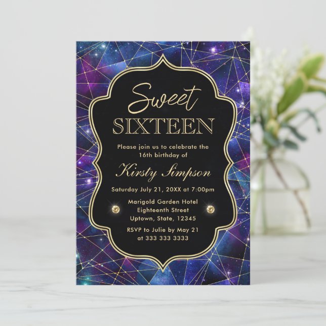 Invitation Purple et bleu Minuit Cristal Galaxy Sweet 16 (Debout devant)