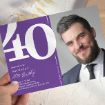 Invitation Purple Photo 40e fête d'anniversaire<br><div class="desc">Créez des souvenirs durables à votre bash de 40e anniversaire avec ces invitations tendance à la fête d'anniversaire violet! Avec une grande police serif audacieuse montrant le numéro '40', une photo du garçon / fille d'anniversaire, et un modèle moderne facile à personnaliser, ces invitations capteront l'esprit de l'occasion. Grâce à...</div>