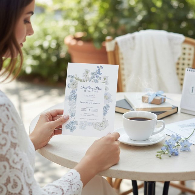 Invitation qr code Blue Floral "Something Blue" Bridal Shower (Créateur téléchargé)