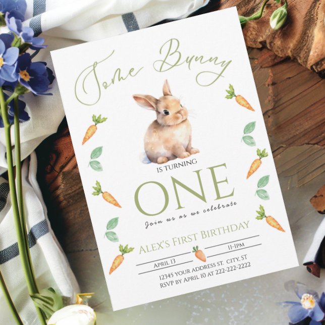Invitation Quelques carottes de premier anniversaire Bunny pe (Some Bunny Carrot Border with bunny 1st First Birthday invitation)