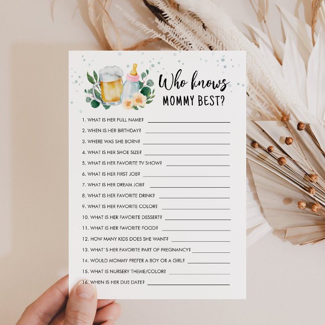 Invitation Qui connaît le mieux maman jeu bébé est brassage c (Beer and Floral Baby is Brewing Baby Shower Who knows mommy best Game Card)