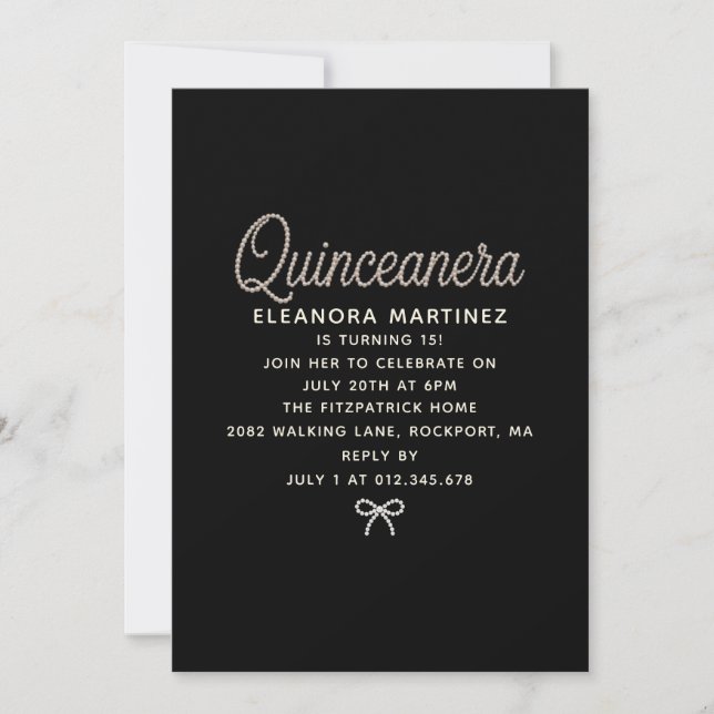 Invitation Quinceanera Perle Noire et Blanche Écriture Ruban (Devant)
