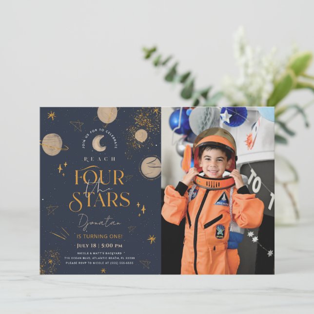 Invitation Reach Out Of The Stars Anniversaire Photo Invitati (Debout devant)