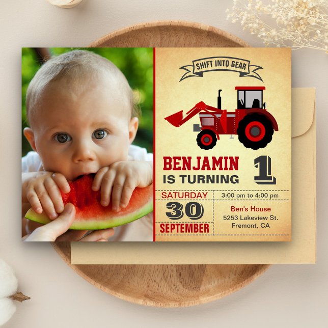 Invitation Red Farm Tractor Photo 1er fête d'anniversaire (Créateur téléchargé)