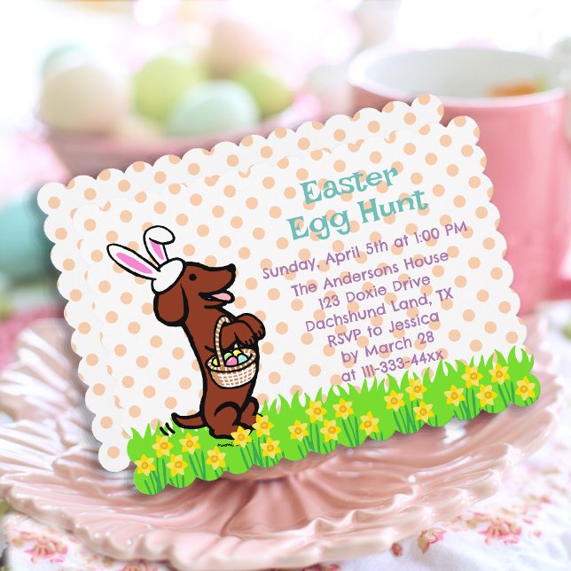 Invitation Red Smooth Haired Dachshund Chasse aux oeufs de Pâ (Easter Egg Red Smooth Haired Dachshund Invitation for Easter Egg Hunt.  Cute Dog Cartoon Design.)