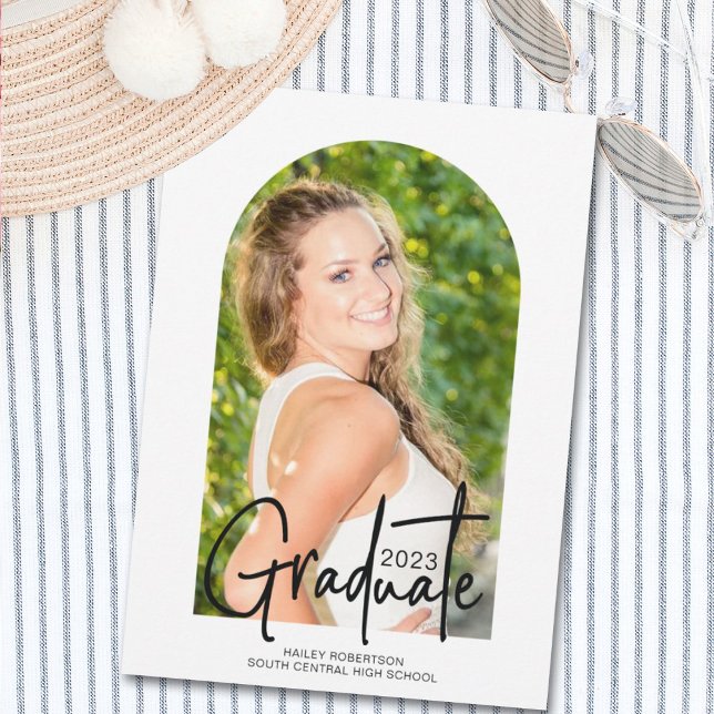 Invitation Rédigé à la main 2023 Photo Arch Graduation Party (Créateur téléchargé)