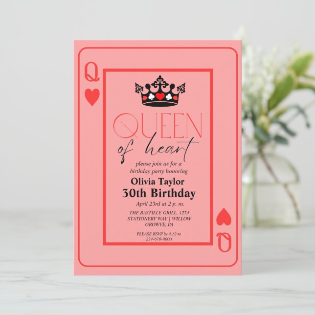 Invitation Reine de coeur fête d'anniversaire (Debout devant)
