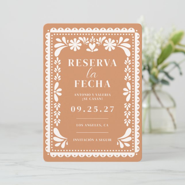 Invitation Réservez la Date Papier Découpé Mariage Mexicain (Debout devant)