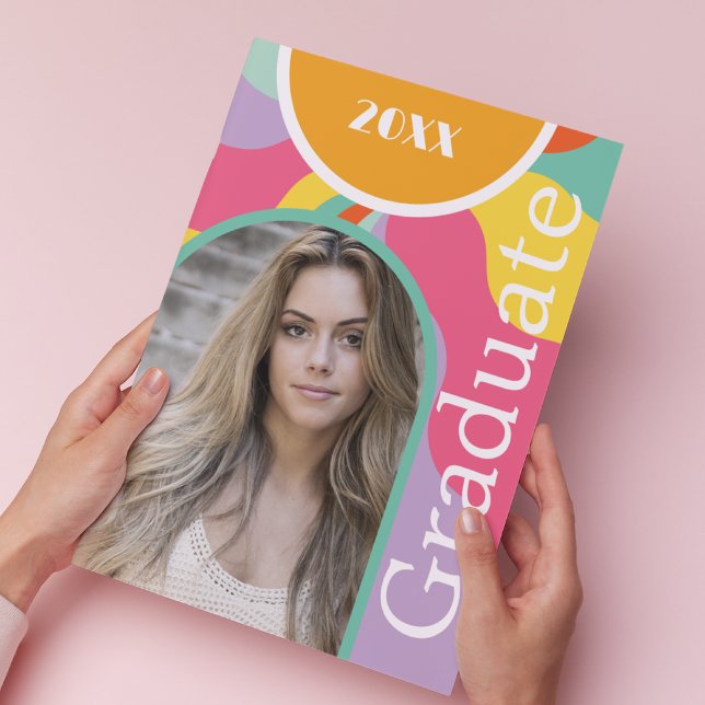 Invitation Retro Arch Photo les années 70 Pink Graduation (Créateur téléchargé)