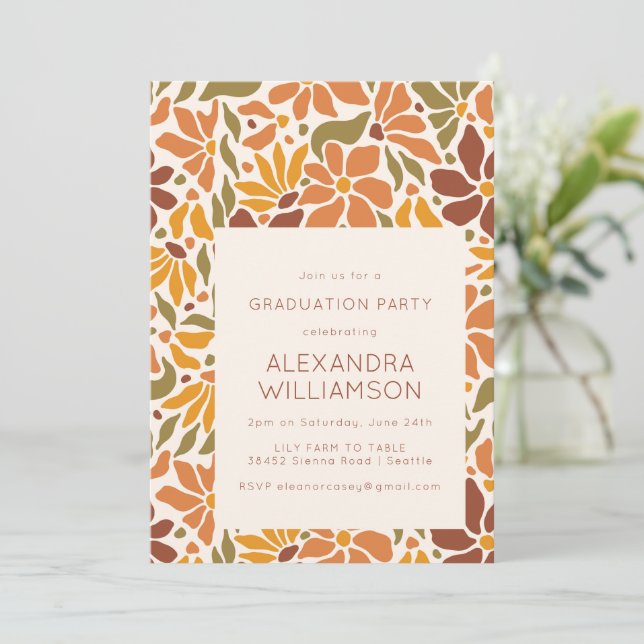 Invitation Retro Boho Earthy Botanical Graduical Party (Debout devant)