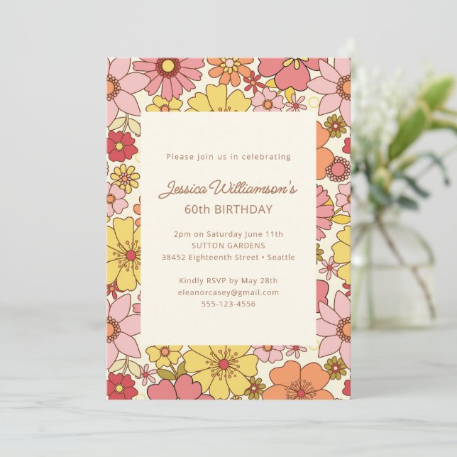 Invitation Rétro Boho Rose Jaune Floral Groovy 60e Anniversai (Debout devant)