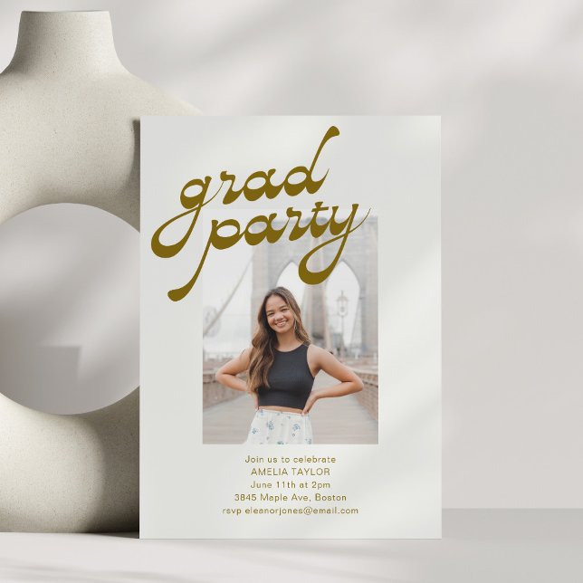 Invitation Retro Modern Script 2026 Photo Graduation Party (Créateur téléchargé)