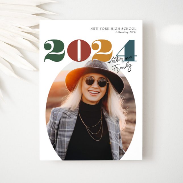 Invitation Retro Oval Modern Class de 2024 Diplôme Photo (Créateur téléchargé)