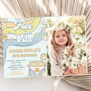 Invitation Retro Rainbow Five est un Vibe Super 5e anniversai