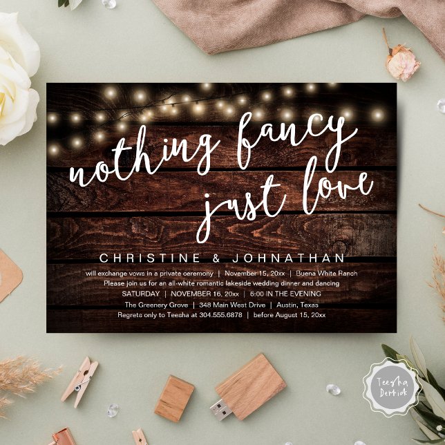 Invitation Rien de Fantastique, Juste un Mariage Rustique Amo (Nothing Fancy, Just Love Rustic Wedding Dinner Invitation Card PDF String Lights Dark Brown Wood)