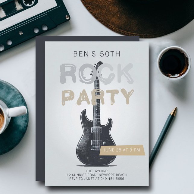 Invitation Rock Party Électrique Guitare Adulte Noir Annivers (music fest rock adult birthday party invitation men modern fun black white gold guitar)