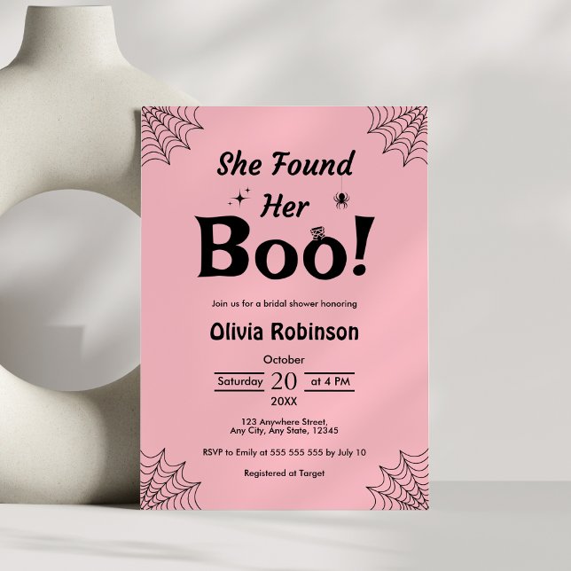 Invitation Rose Elle A Trouvé Sa Fête des mariées Boo Hallowe (Pink She Found Her Boo Halloween Bridal Shower Invitation )