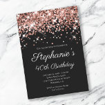 Invitation Rose Gold Parties scintillant Black Elegant 40e an<br><div class="desc">Créez pour elle votre propre invitation à fêter un anniversaire de jalon élégant. Cet échantillon est mis en place pour un 40ème anniversaire, mais cela peut être customisé. Le dessus de l'invitation présente des parties scintillant décoratives en faux blanc brillant et en argent sur du noir solide. Les scintillants de...</div>