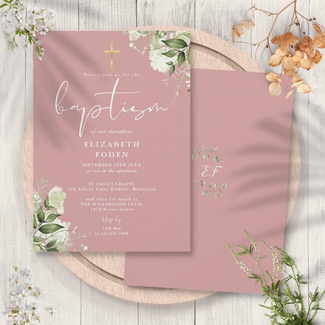 Invitation Rose Poussiéreuse Monogramme Floral de Verdure Bap (Dusty Rose Pink Greenery Floral Monogram Baptism Invitation)