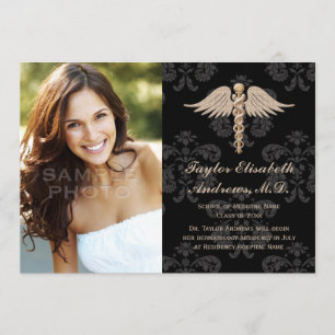 Invitation rouge de faire-part d'obtention du