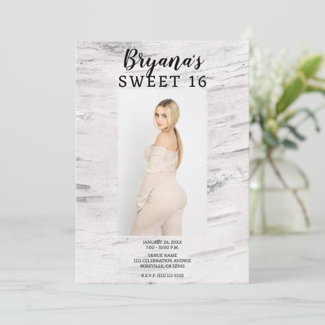 Invitation Rustic White Birch Photo tendance Modern Sweet 16 (Debout devant)