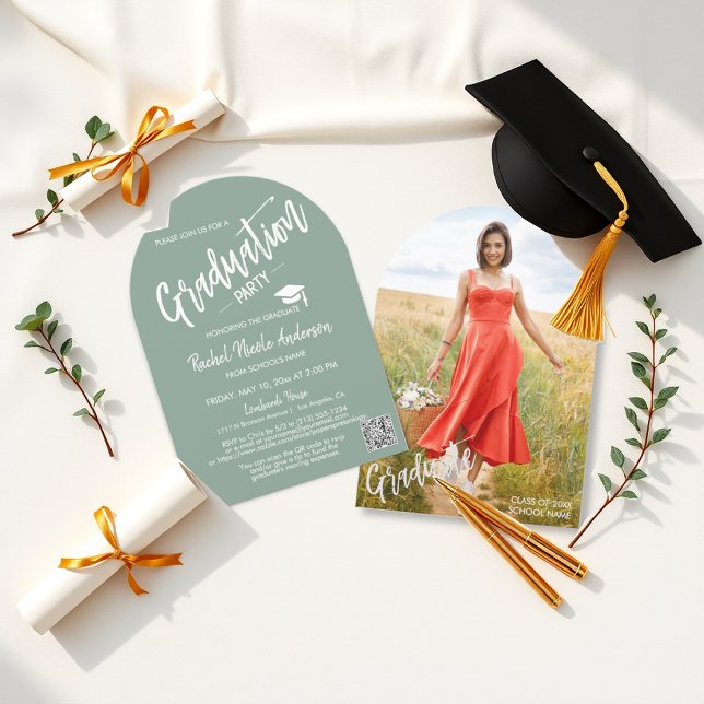 Invitation Sage Green Arch Photo Grad Party (Créateur téléchargé)