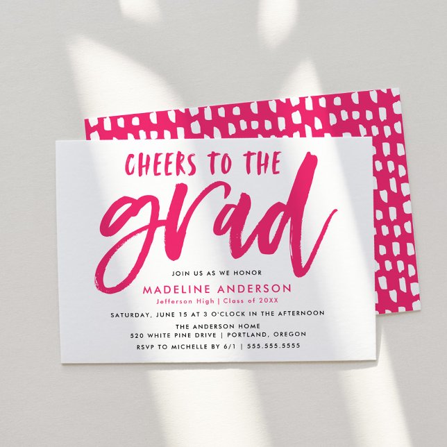 Invitation Salutations à la Grad rose brosse Script graduatio (Créateur téléchargé)
