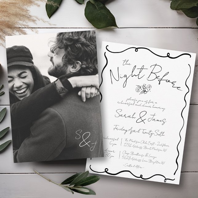 Invitation Scribble à main Simple Mariage photo répétition (Simple hand drawn handwritten scribble black and white photo wedding rehearsal dinner invitation)
