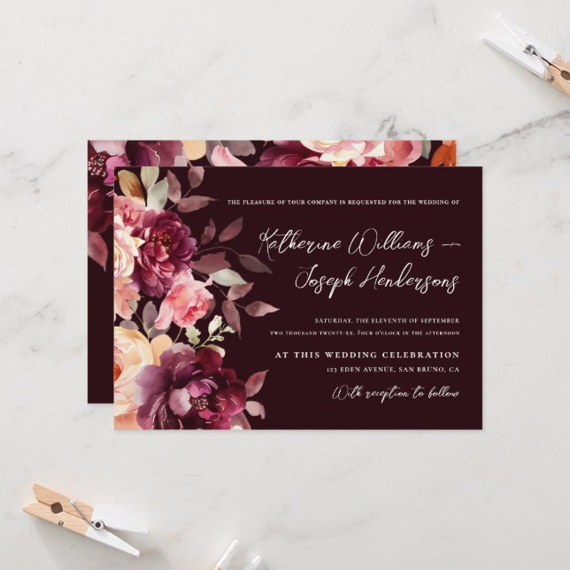Invitation Script calligraphy Bouquet Floral Burgundy Wedding (Devant/Arrière en situation)