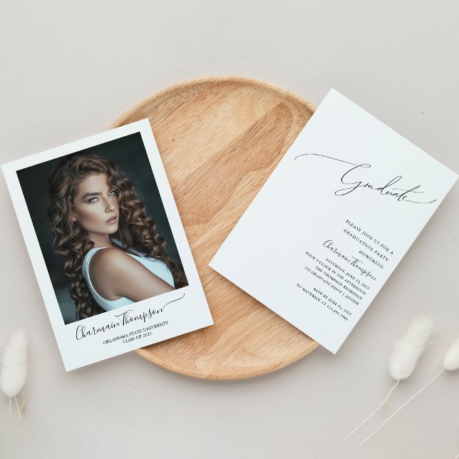 Invitation Script Classique Moderne Simple Diplôme Photo (Créateur téléchargé)