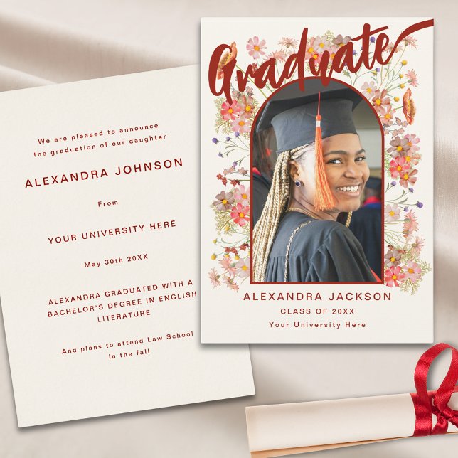 Invitation Script de photo de diplômée Bohème Fleur sauvage (Boho wildflower grad photo elegant script graduation announcement card )